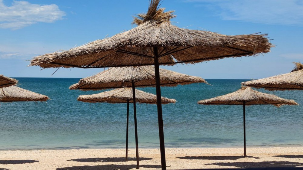 Азовське море 2021: Арабатка і Генічеськ – все нормально, можна і треба їхати.