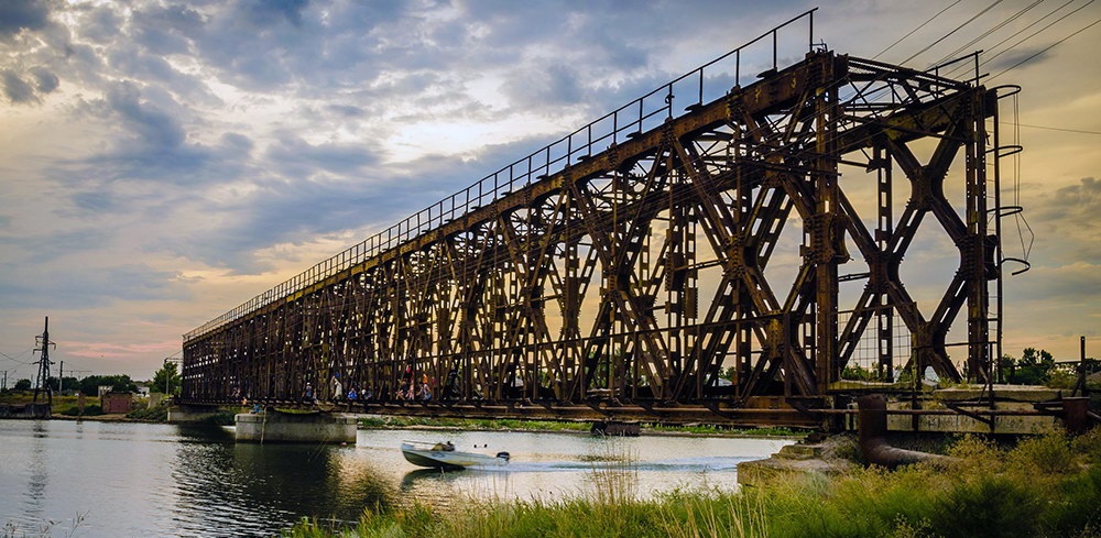 Загадка Генического железного моста