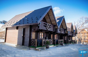 Хата «ЗУСТРІЧ»