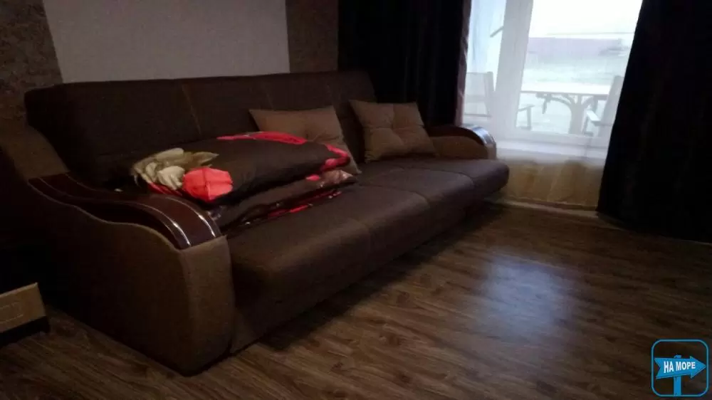 Номер-студио в Коттедже на 4 номера (1 и 2 этажи)