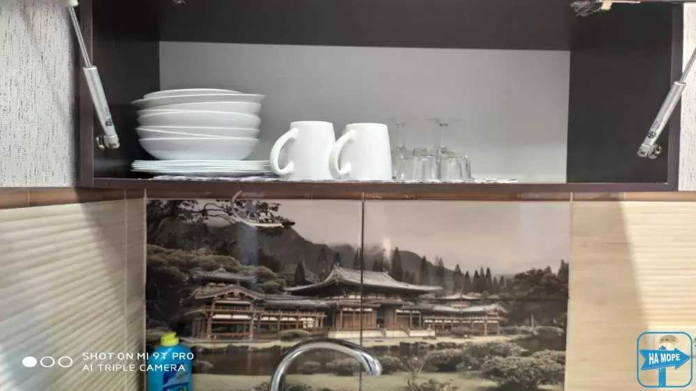 Номер-студио с перегородкой в центральном корпусе. 1 этаж