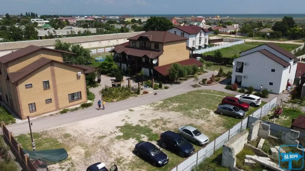 Расположение