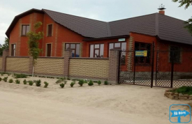 Гостевий дворик «Кіпарис»